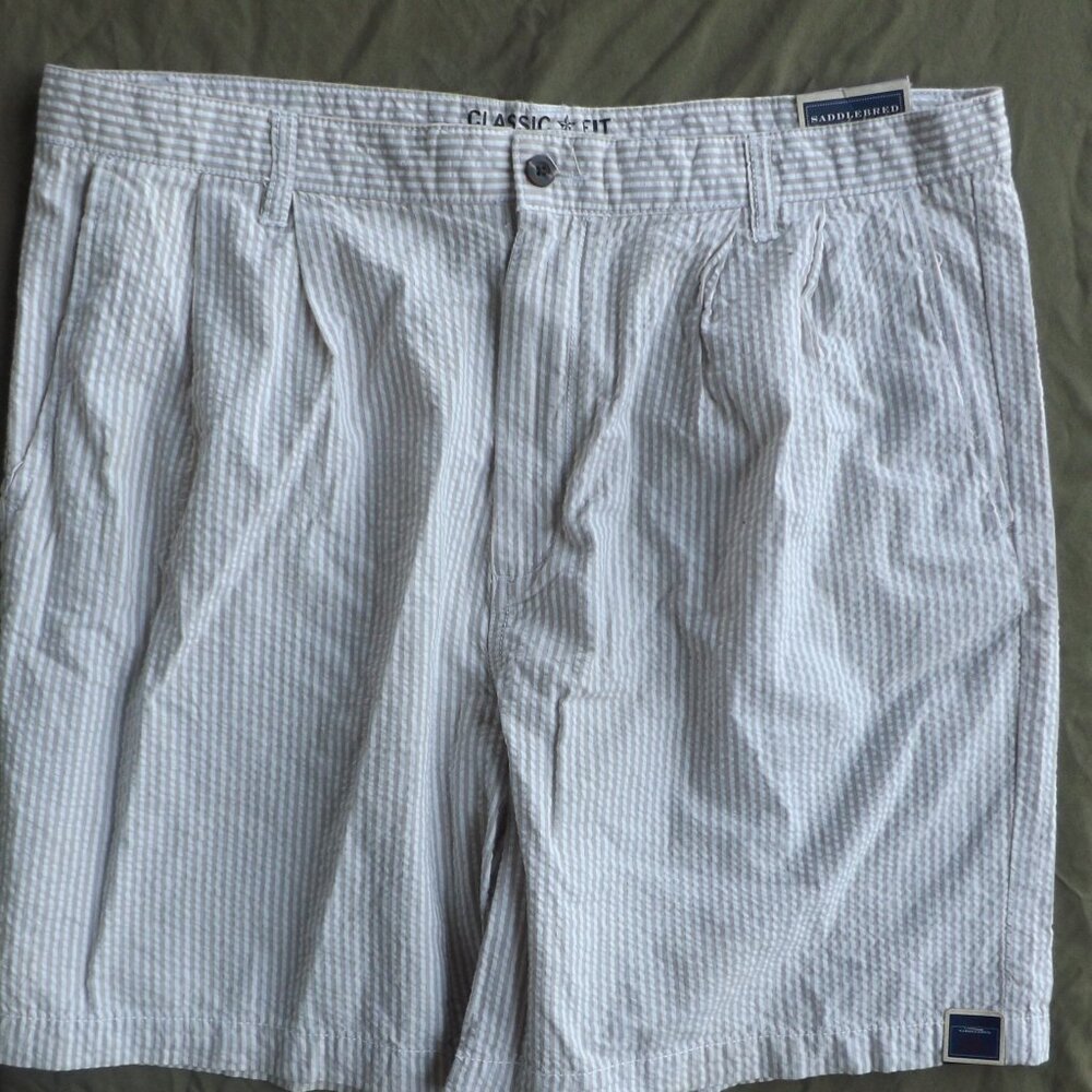 Saddlebred Navy Striped Seersucker Pleated Shorts 38w 8" in